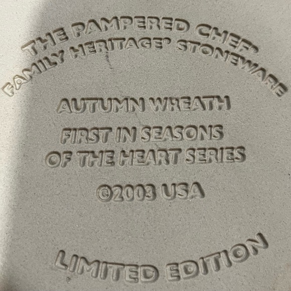 Pampered Chef Family Heritage Stonewear Autumn Wreath Brand New from 2003 - Picture 2 of 2